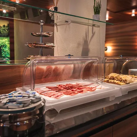 Hotel Seehof Superior Hotel 3*